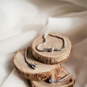 Srebrna bransoletka modułowa serce