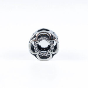 Srebrny charms koralik koniczynka do bransoletki, symbol szczęścia