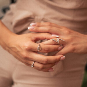 Srebrny pierścionek gładki sygnet